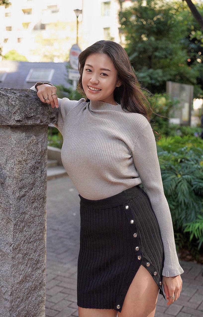 長谷部あいね A.G